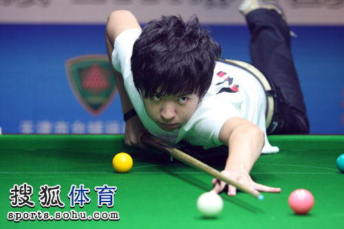 自小展现出 自小展现出