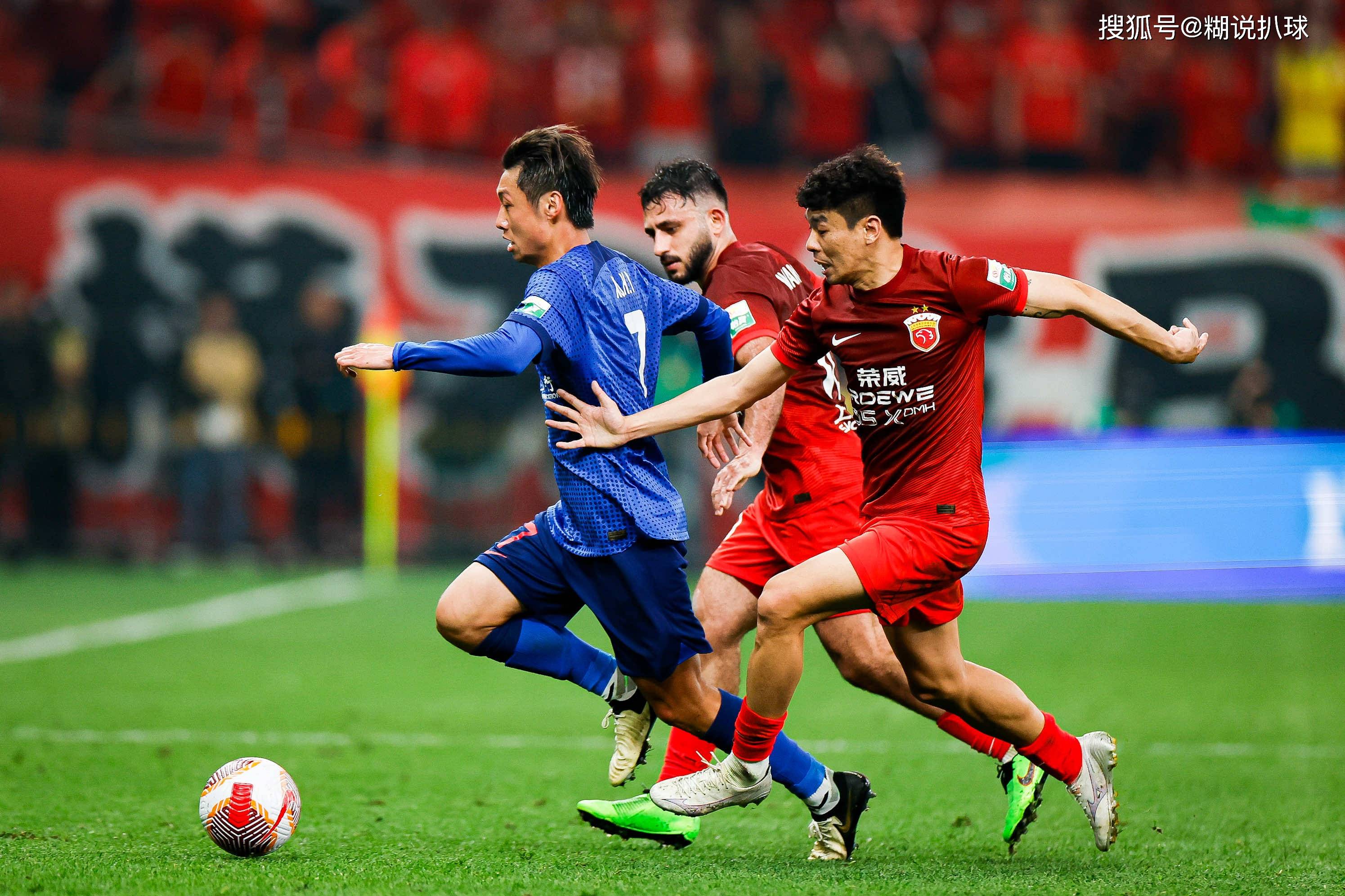 他以领袖姿 他以领袖姿