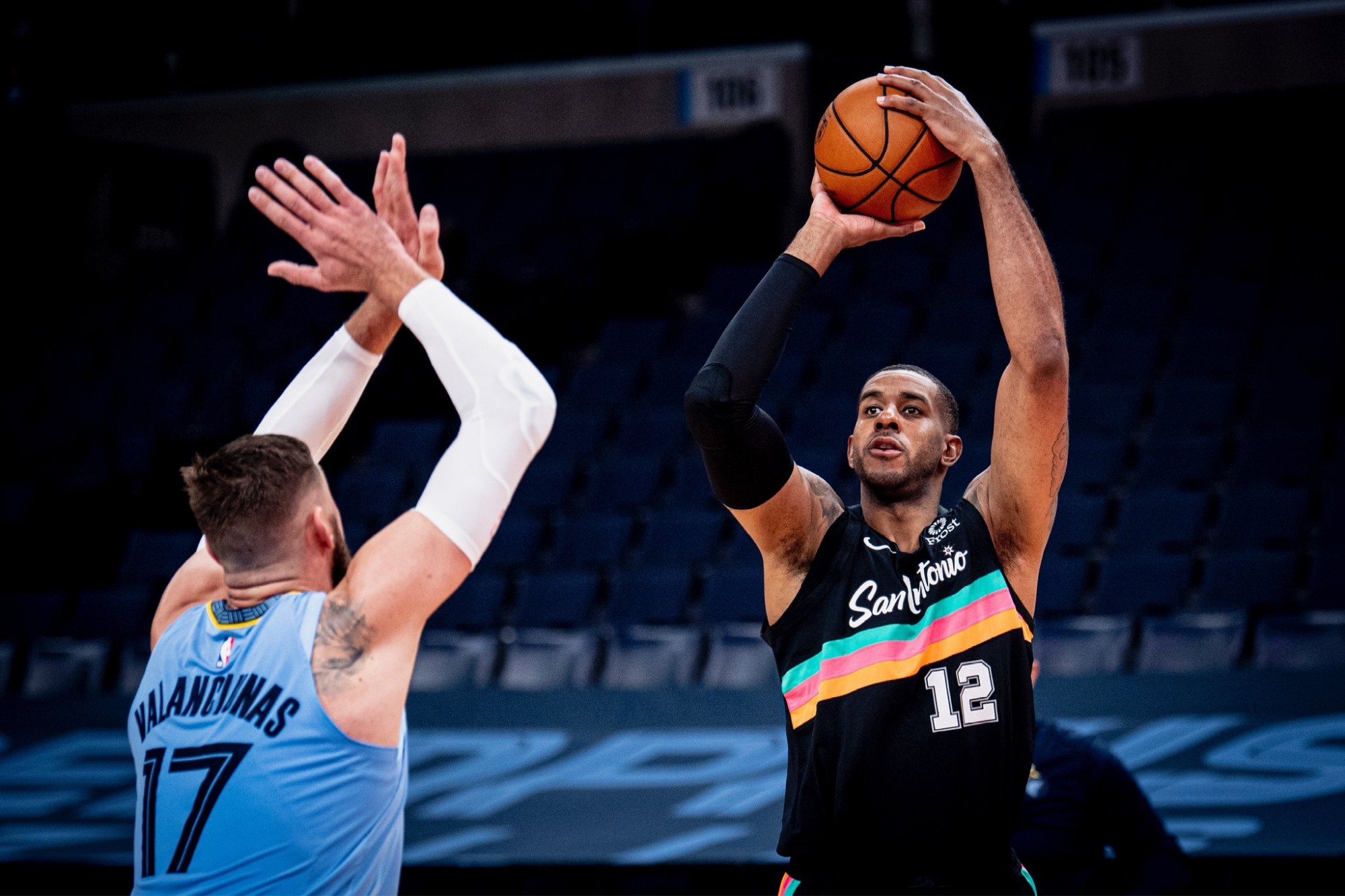 雷霆隊用自 雷霆隊用自